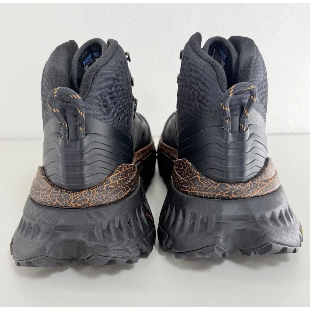 Hoka One One new without